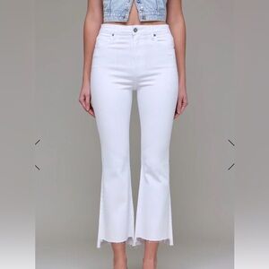 Hidden Happi Clean Step Hem Cropped White Flared Women's Jeans, Size 24, NWT